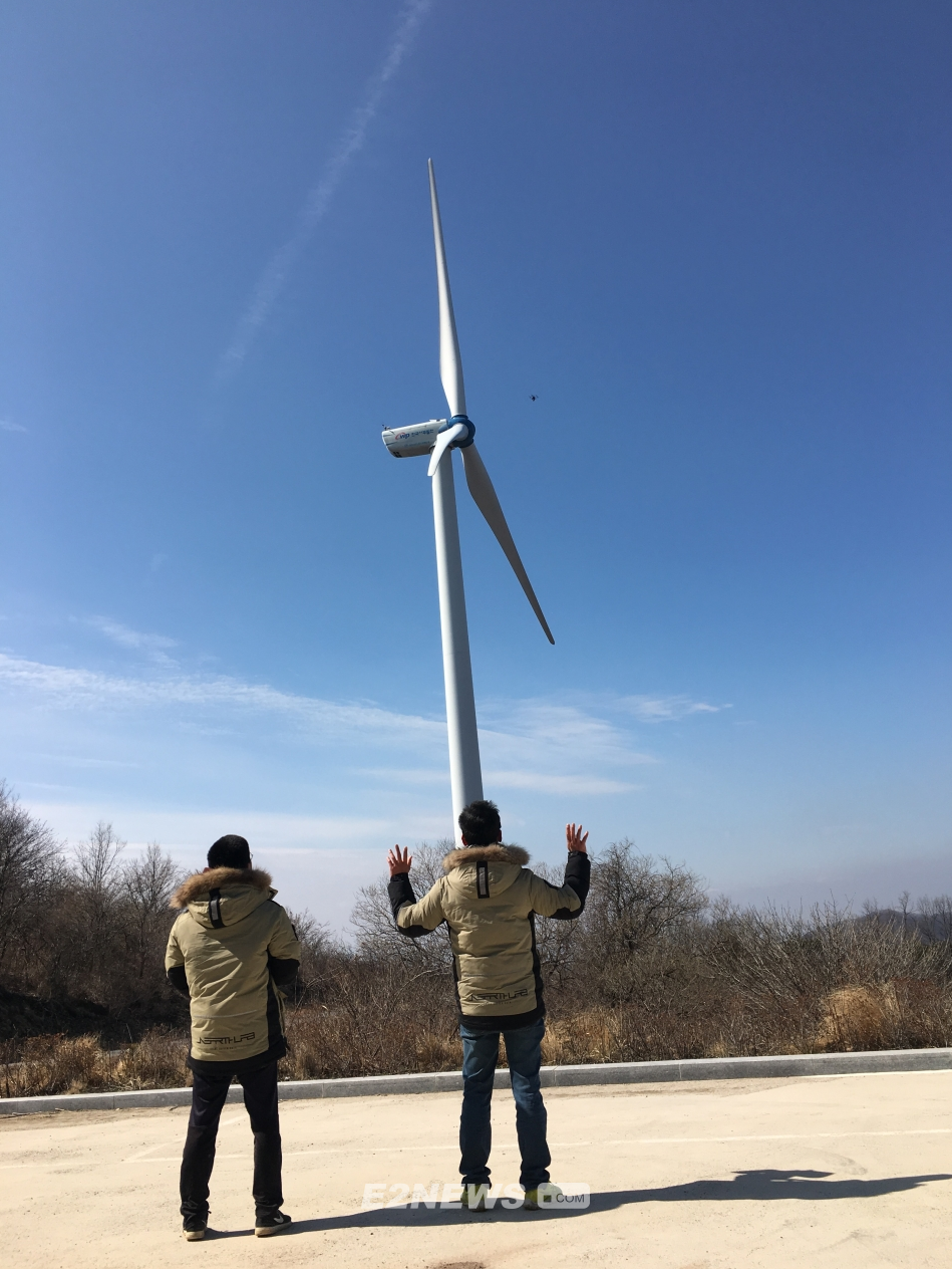 서부발전, 드론 자율비행으로 화순풍력 안전점검 시행 썸네일